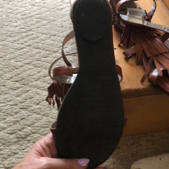 👠wot Gianni Bini leather Sandals worn one time - Picture 2 of 4